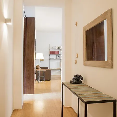 Easyhomes - Brera Fatebenefratelli Apartment